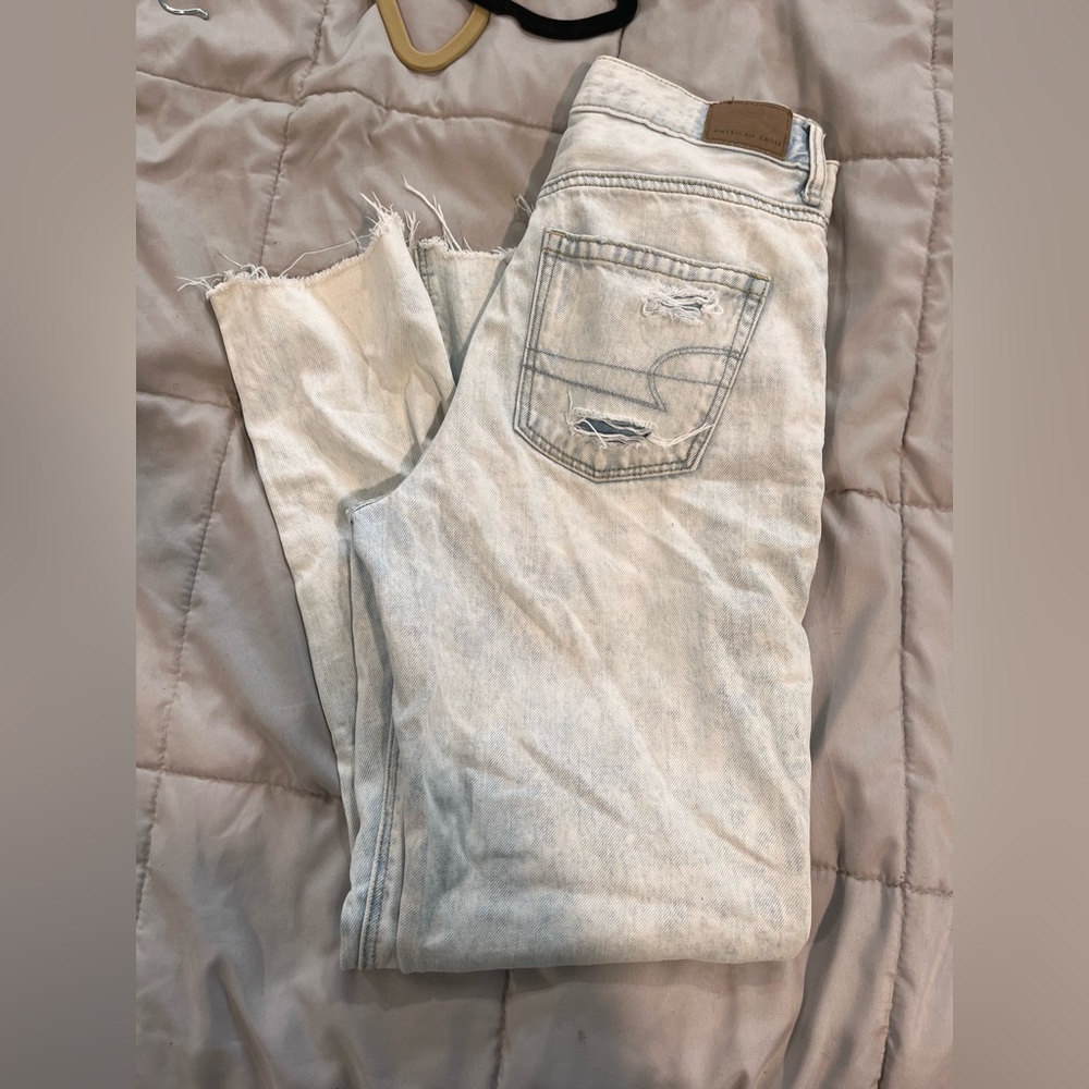 American eagle white wash high waisted jeans